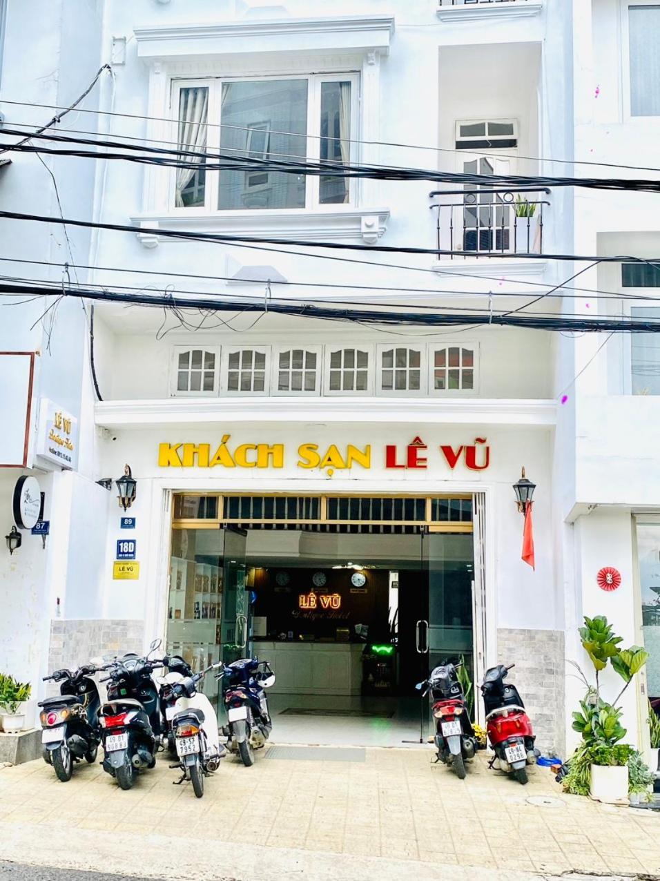 Oyo 1196 Le Vu Hotel Da Lat Exterior photo
